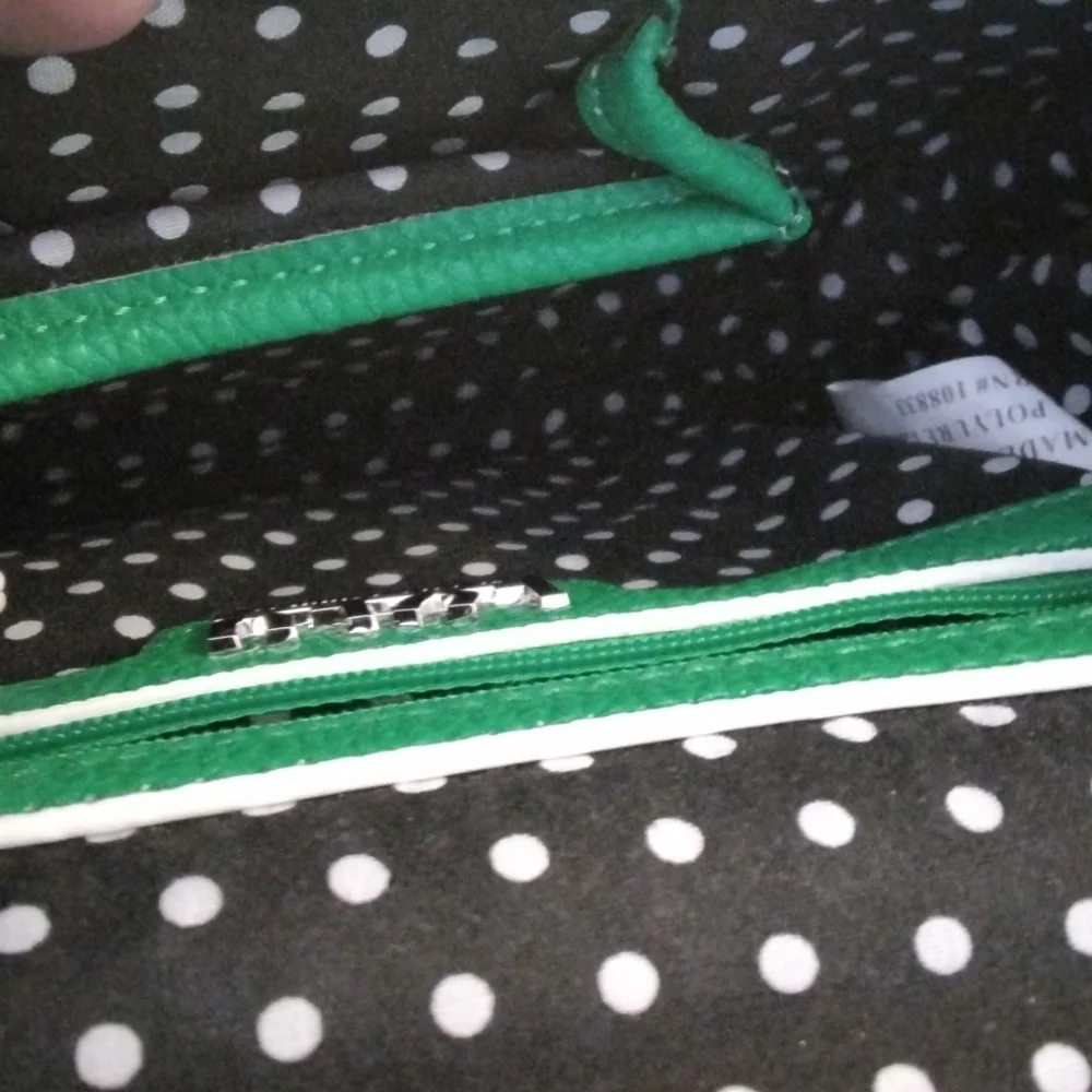 - - Lulu Guinness kelly green crossbody bag